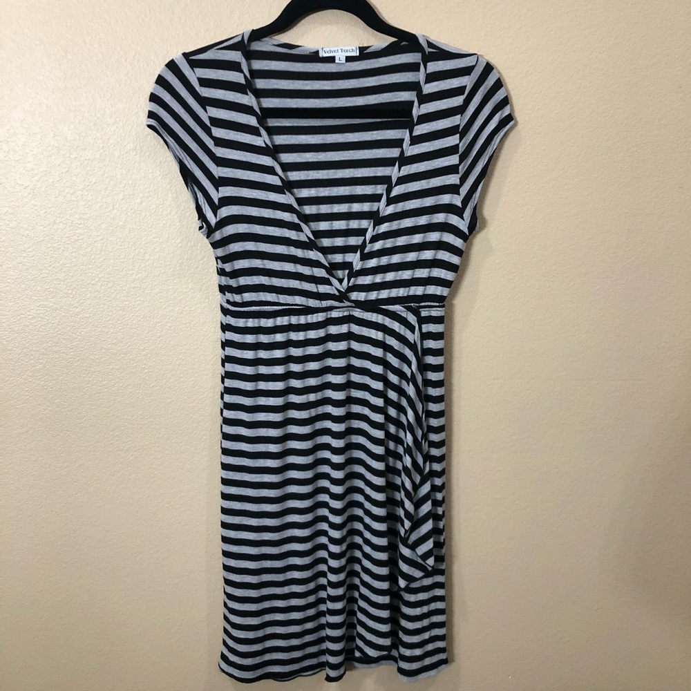 Velvet Torch gray/black striped Tunic